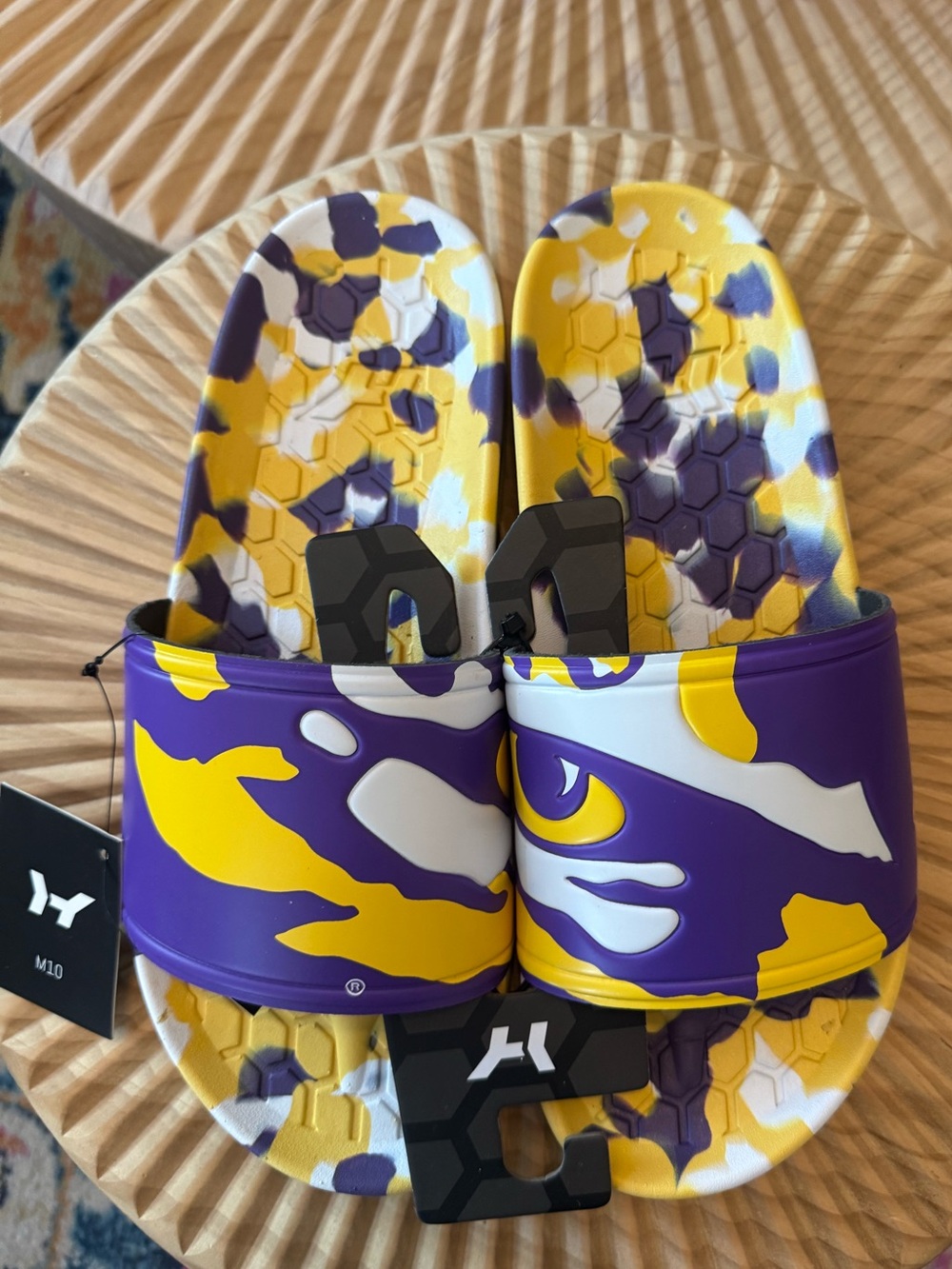 Hype Co College NCAA Men’s LSU Tigers Sandal Slides Unisex W11/M9 NWT